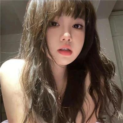 碧窗艳影
